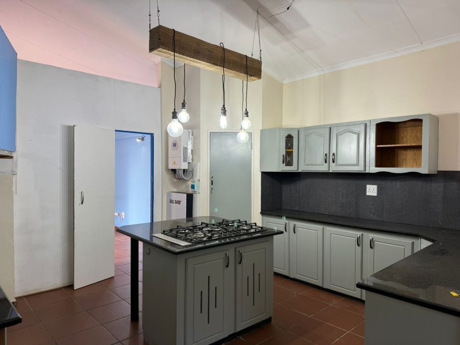 To Let 4 Bedroom Property for Rent in Schoemansville North West